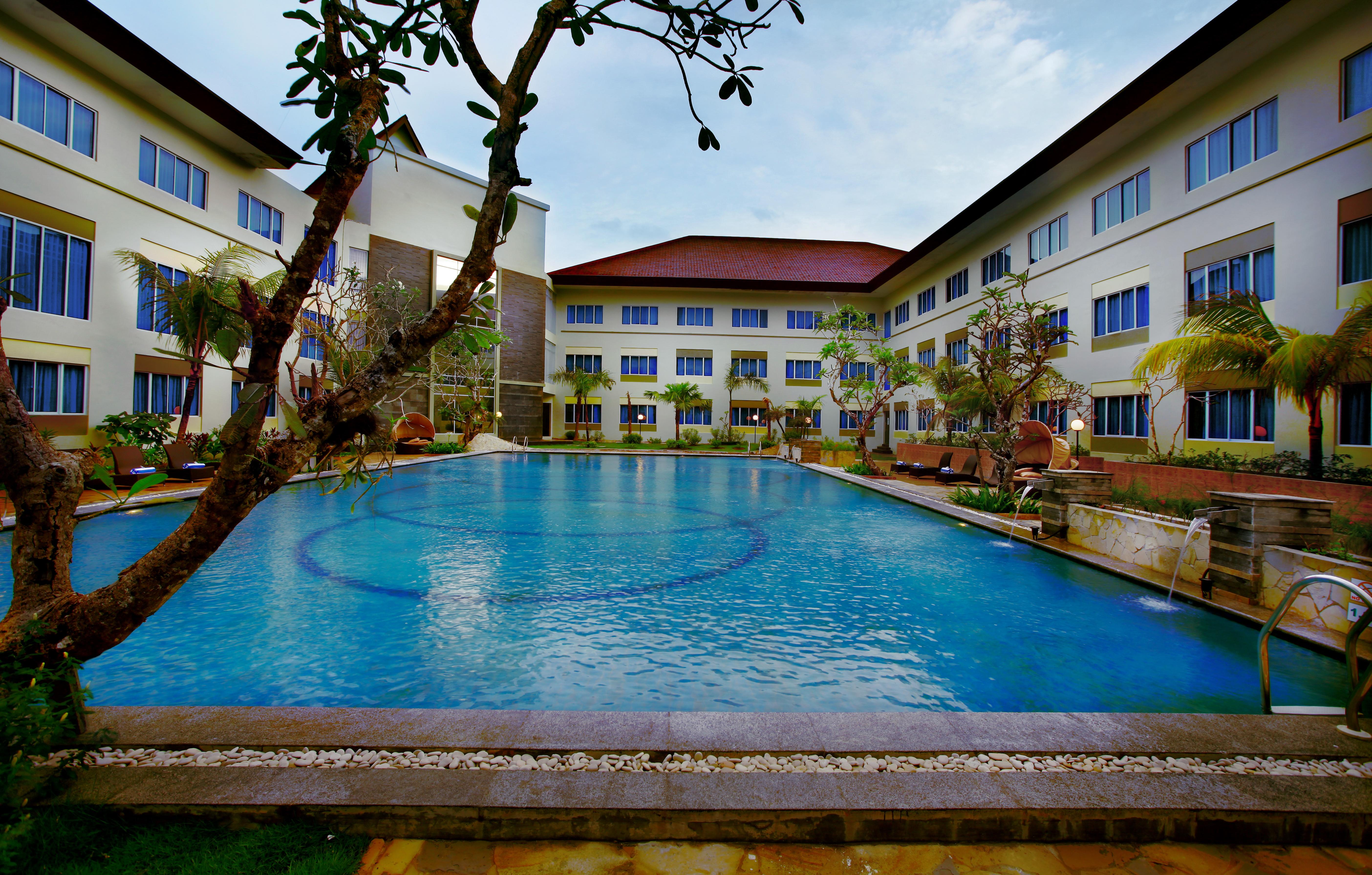 Aston Tanjung Pinang Hotel & Conference Center Dış mekan fotoğraf